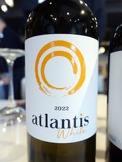 Atlantis Dry White 2022 (90+ pts)