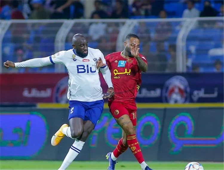 الهلال يخسر امام العدالة بهدفين دون مقابل في الدوري السعودي