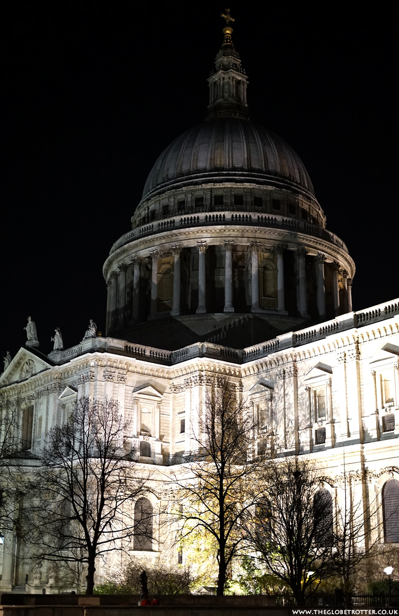 St. Paul's Cathedral - London At Night 