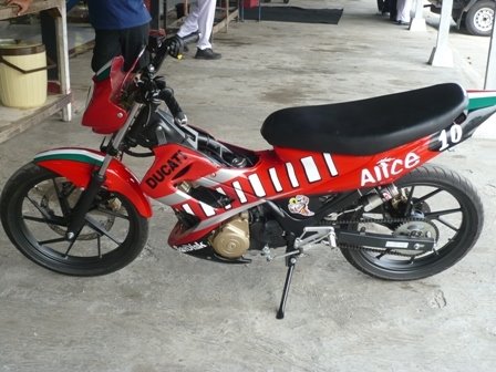 Suzuki Satria F Modifikasi Custom Body1