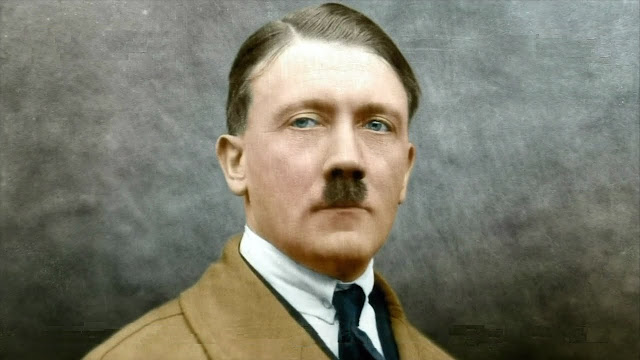 من هو أدولف هتلر ؟