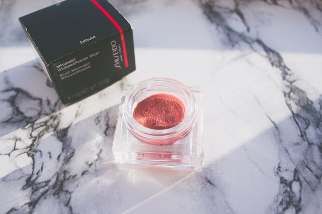 Румяна Shiseido Minimalist Whipped Powder Blush | Miamiere