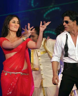 sharukh with kareena kapoor at raone music launch