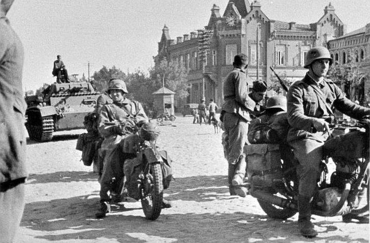 Fascinating Articles and Cool Stuff German Soldiers In Fascinating Articles and Cool Stuff German Soldiers In