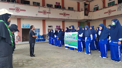 Jelang Muhktamar Muhammadiyah dan Aisyiyah ke-48, Santri Pontren Kauman Muhammadiyah Gelar Jalan Sehat dan Aksi Bersih 