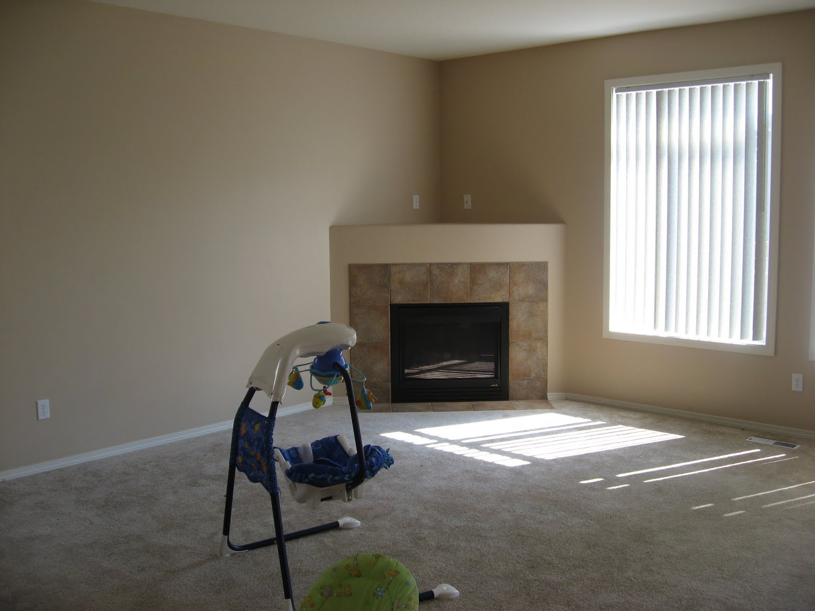 This Is The Corner Fireplace Before We Moved In Boring, Bla, Small