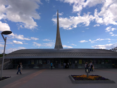 Monumento a los Conquistadores del Espacio - Moscú - Rusia