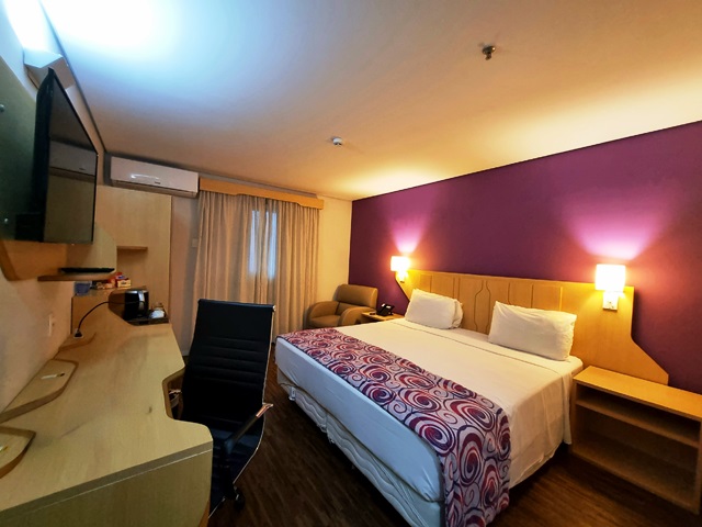 O quarto do Hotel Comfort Nova Paulista