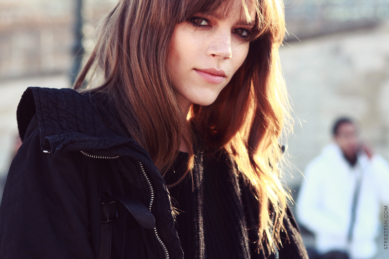 Freja Beha Erichsen Snygg brunett med rockigare stil i alla fall j mf rt 