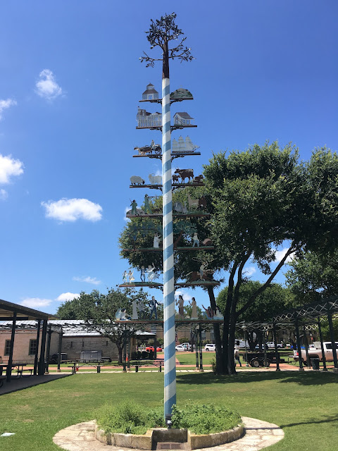 the maypole in the center of Fredericksburg, Texas