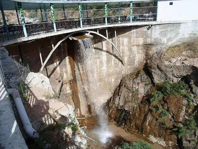 Поход к водопадам в Бегаре, ущелье Варзоб, горы Таджикистана