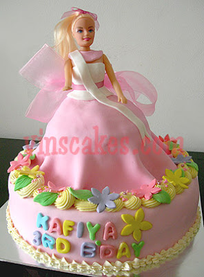 Barbie Birthday Cakes on Vin S Cakes   Birthday Cake   Cupcake   Wedding Cupcake   Bandung