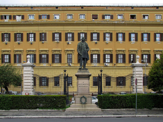 Monument to Silvio Spaventa by Giulio Tadolini, via Cernaia, Rome