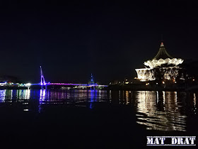 Jambatan Darul Hana Waterfront Tempat Menarik Di Kuching Sarawak