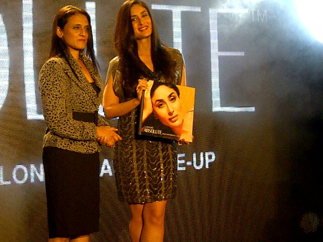 Kareena Kapoor Launch Lakme Absolute navel show