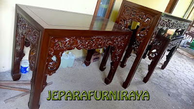 MEJA ALTAR JATI BERANAK