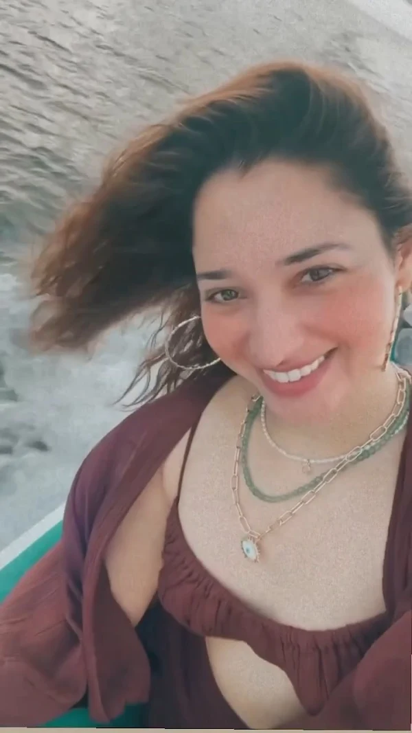 tamannaah selfie holiday