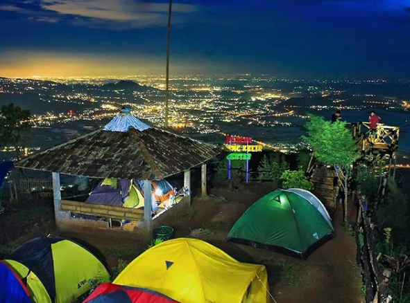 Camping di Lereng Kelir di Semarang