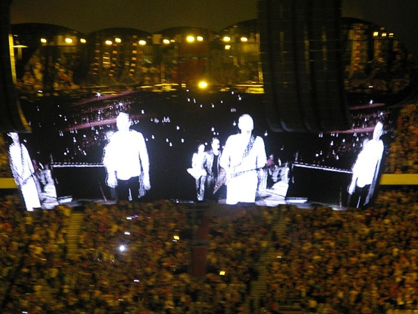 U2-Feb11 066