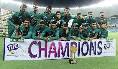 pakistan team celebrate