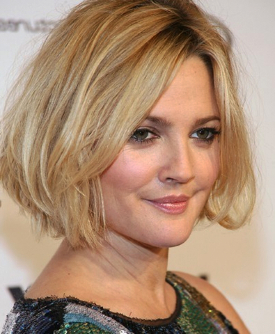 Best Short Hairstyles For Women With Round Faces