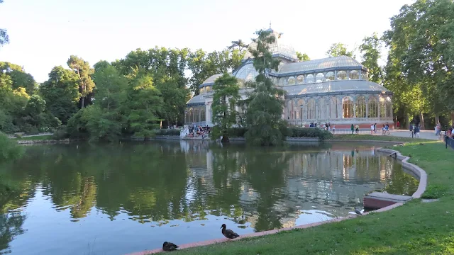 Fotografía del Palacio de Cristal en El Retiro. Madrid.