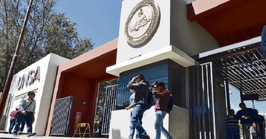 UNSA: Congelan sueldos a docentes contratados en la Universidad Nacional de San Agustín de Arequipa