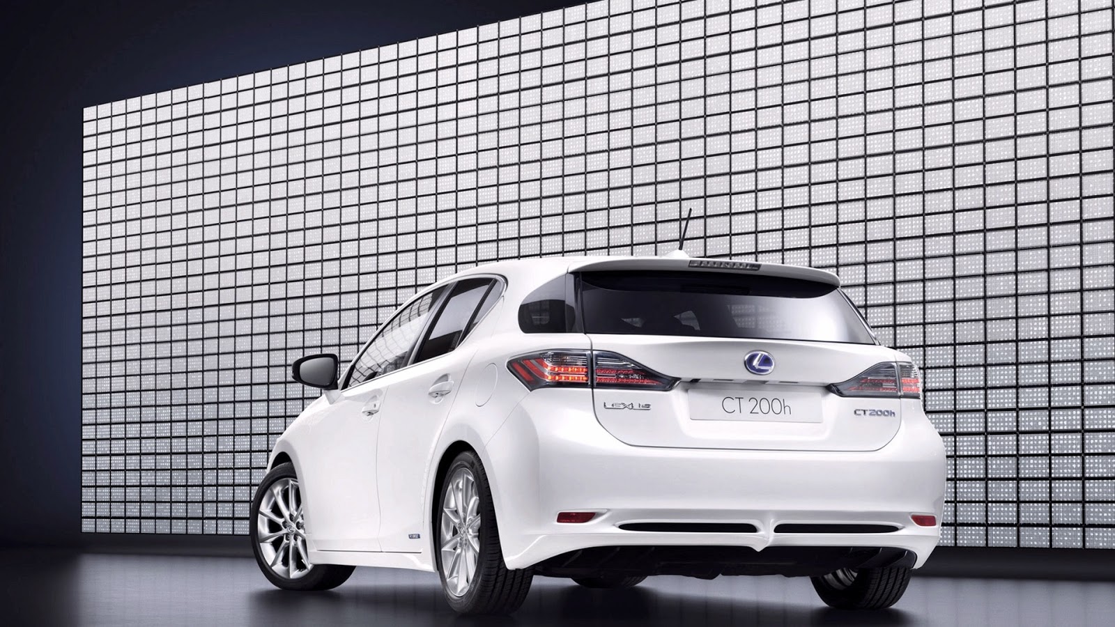 Wallpaper gambar mobil  sedan sport  lexus  Kumpulan 