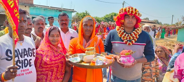 शिव कलश यात्रा में शामिल हुए मनातू थाना प्रभारी कमलेश कुमार thana prabhari 