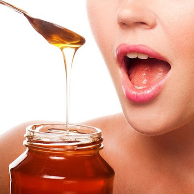 Phương pháp trị nẻ môi bằng mật ong 