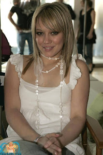 Celebrity Hilary Duff Hairstyle Trends