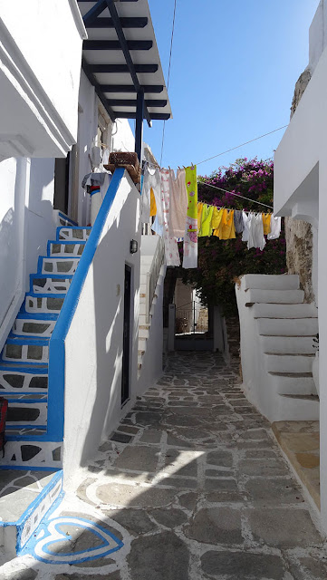 ruelles paros