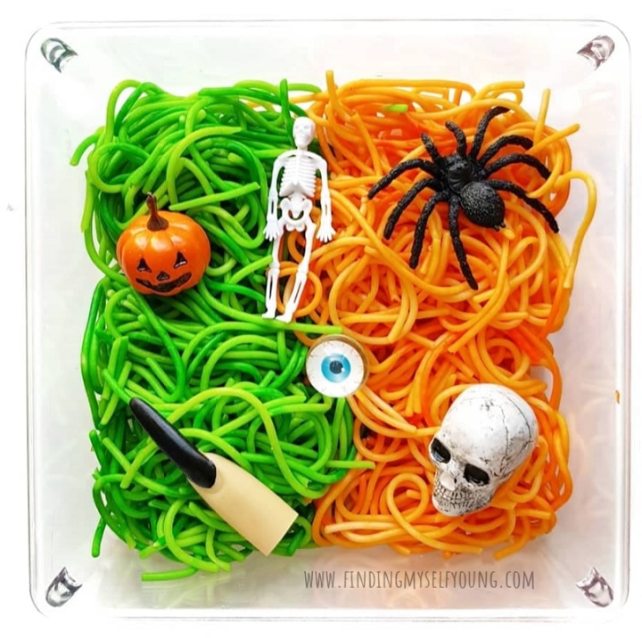 spooky Halloween spaghetti tray.
