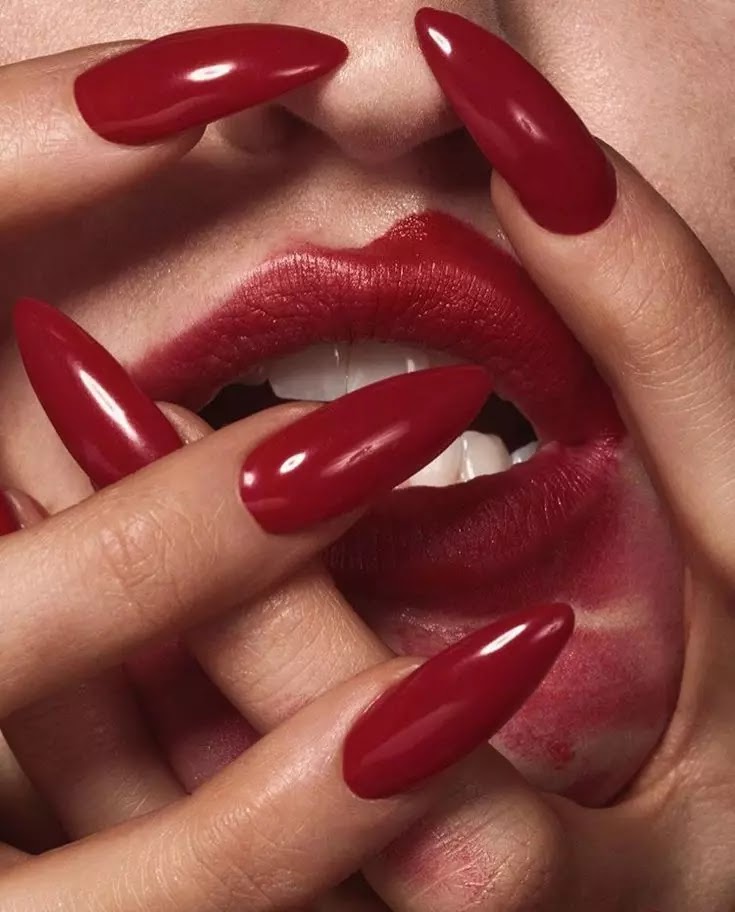 How do you put on kiss-red nails?