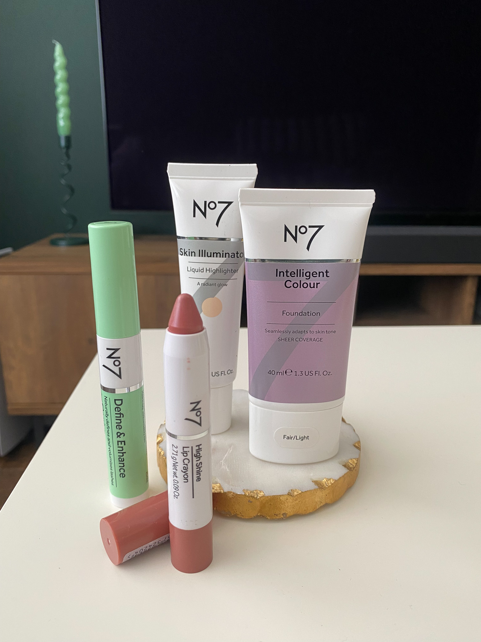 all day everyday makeup look no7 beauty products