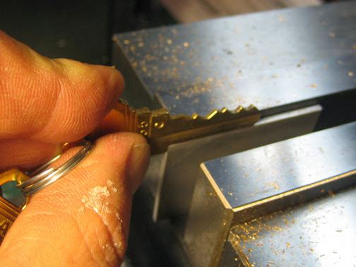 Key Cutting with a CNC Mill