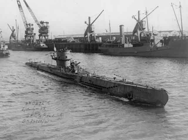 U-570 aka HMS Graph 3 October 1941 worldwartwo.filminspector.com