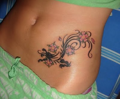 tattoos for women on hip on Tribal Tattoos: Tribal Tattoos for Women