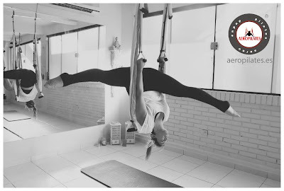 formacion-profesores-aeropilates-online-aero-pilates-aereo-columpio-hamaca-trapeze-swing-aire-fly-flying-clases-escuelas-certificacion-diploma-aerien-seminarios-talleres-profesorado-teacher-training-wellness-ejercicio-bienestar.