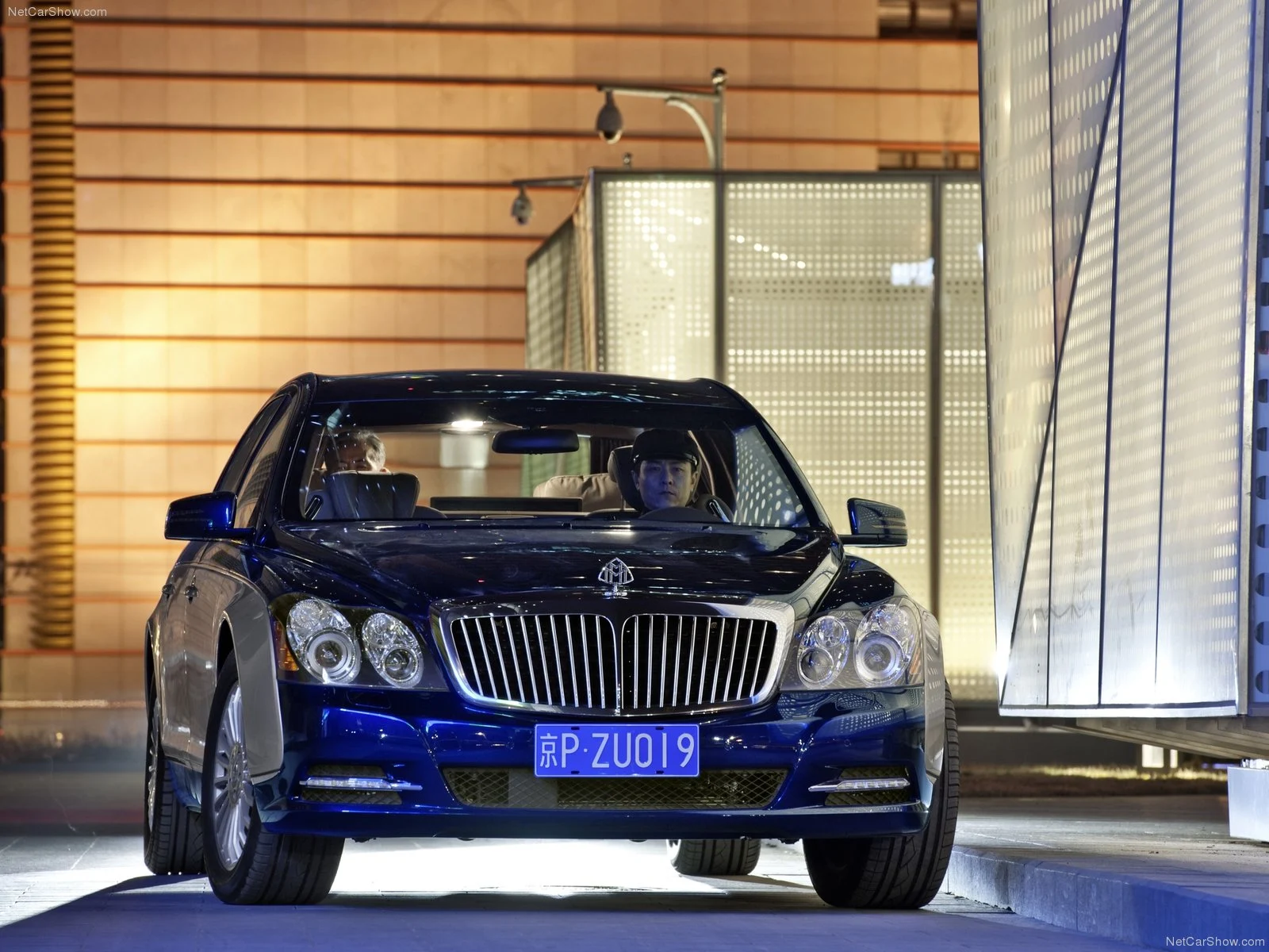 Hình ảnh xe sang Maybach 62 S 2011 & nội ngoại thất