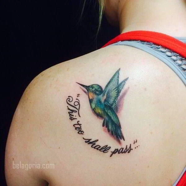 imagen del Tatuaje de un Colibrí