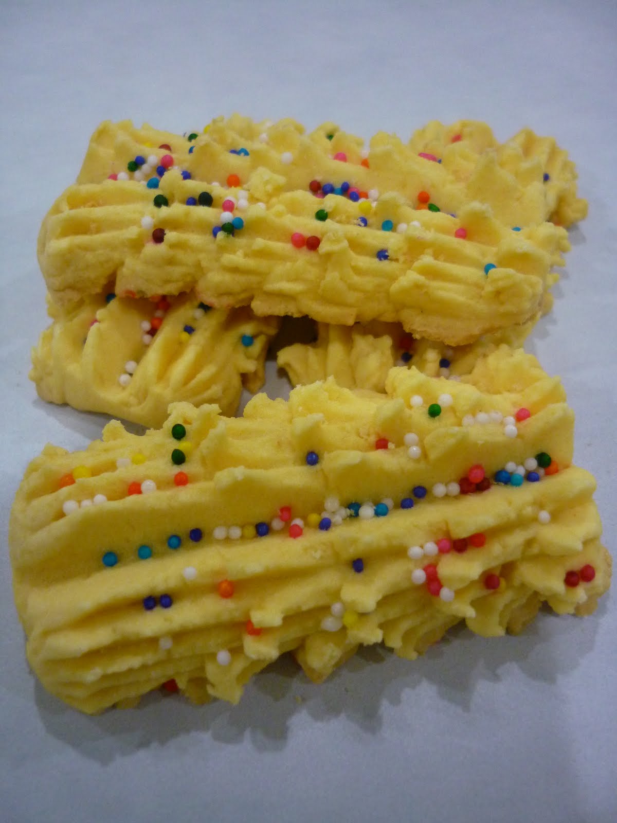 BISKUT RAYA KEGEMARAN AKU BILA TIME RAYA!!!! | cikgufiq ...