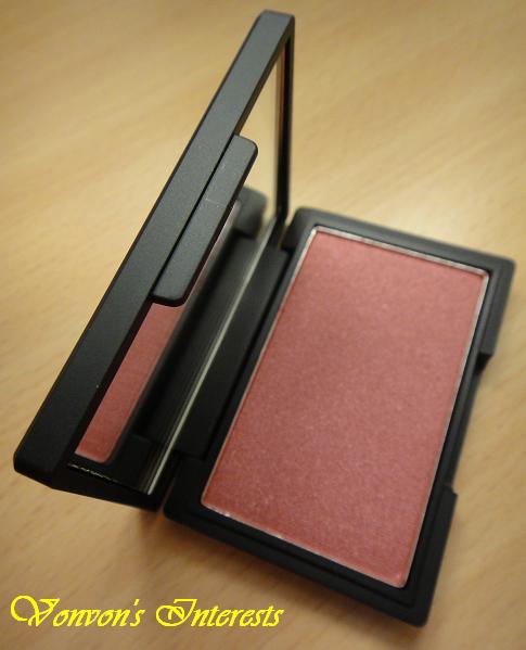 Photos: Hauls - Urban Decay Loves NYC & Sleek MakeUp Shimmer Blush