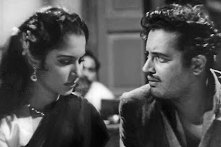 Waheeda Rehman and Guru Dutt in Pyaasa