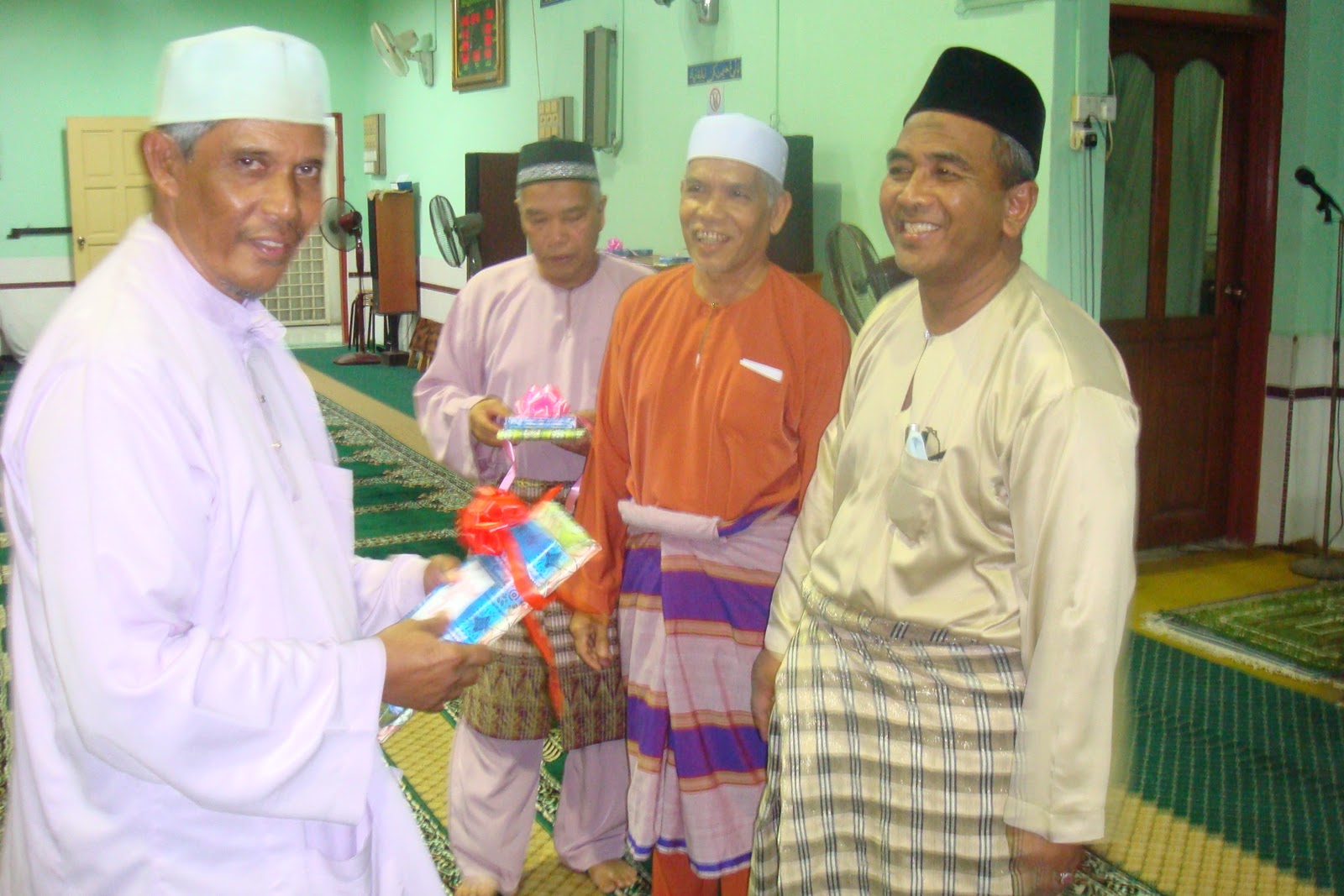 MASJID JAMEK SUNGAI ABONG ::.: Majlis Penutupan Hari Raya 