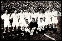 SEVILLA F. C. - Sevilla, España - Temporada 1928-29 - Tejada, Alcázar, Fede, Campanal I, Tache, Torróntegui, Segura y Caro; Euskalduna, Eizaguirre y Deva - Sevilla, el primer campeón de la Segunda División
