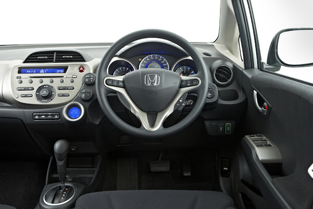 2013 Honda Jazz Hybrid Interior