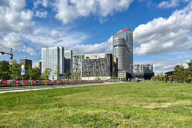 улица Архитектора Леонидова, парк «Тюфелева роща», строящийся жилой комплекс «ЗИЛАРТ», строящийся Музей искусств