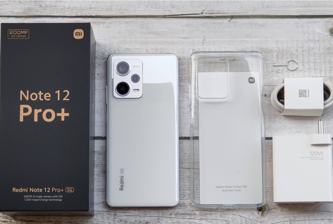 Hands-on Review of the Redmi Note 12 Pro+: Unboxing and Initial Impressions