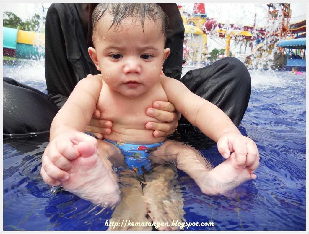 Mandi Manda di Desa Water Park  Biar Sampai POLARIS